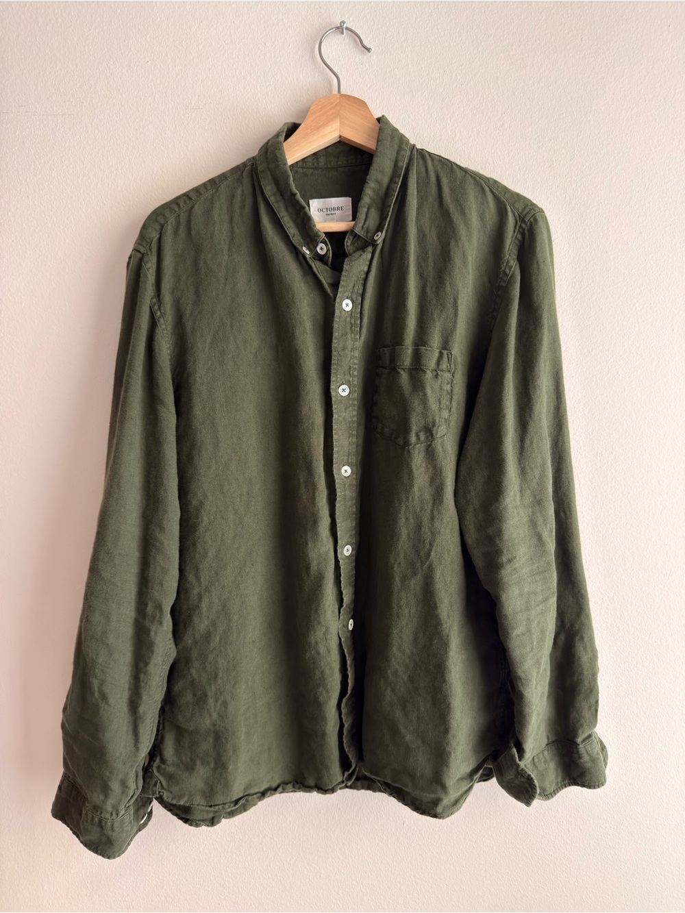 Octobre Editions Mens Olive Green Linen Button-Up Shirt - Classic Casual